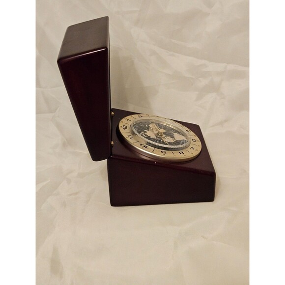 Vintage Quartz World Time Clock Airplane Hand Desk Wooden Box - Picture 6 of 6